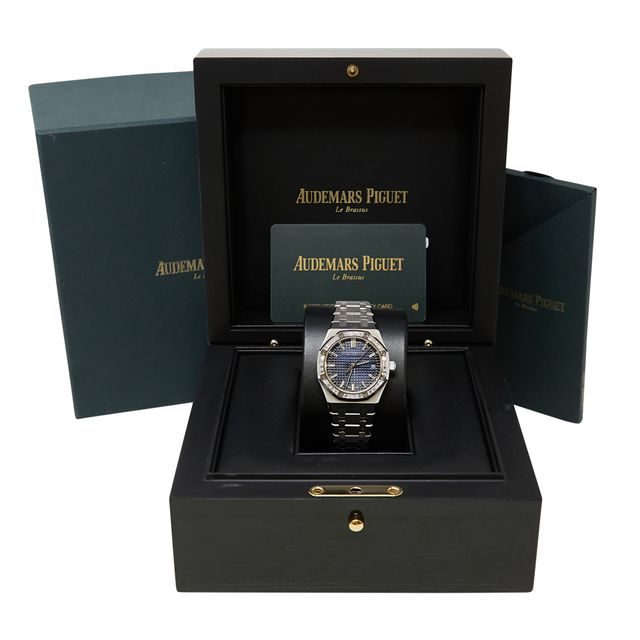 Audemars Piguet Royal Oak 77451BC.ZZ.1261BC.01 Image 5